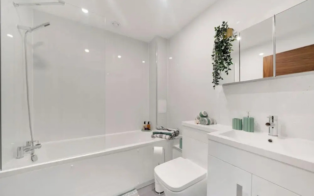 Hotel Studio Apartment in East London