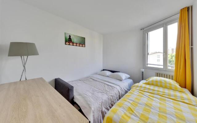 Chic apart with parking and balcony
