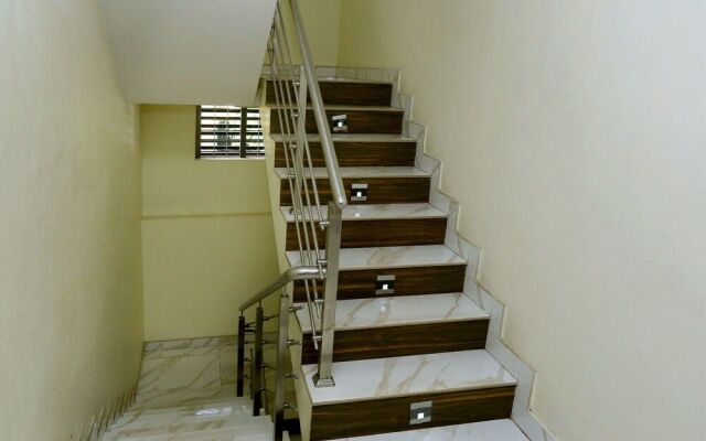OYO 1889 Hotel AJ Park