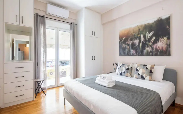 Selany's Chic Apt in the Heart of Athens