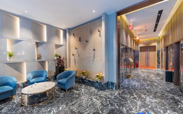 Yijin Meiyi Hotel (Yichang Binjiang Park CBD Shopping Center)