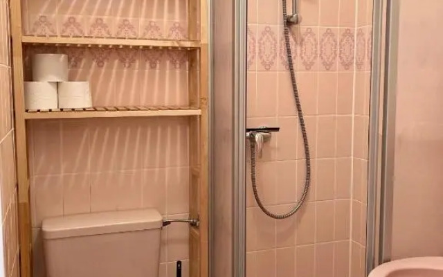 Anton-Gunther-Str 16