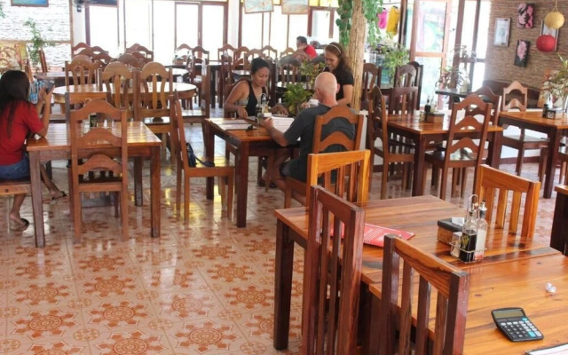 Ronaldo's Inn Siargao by Cocotel