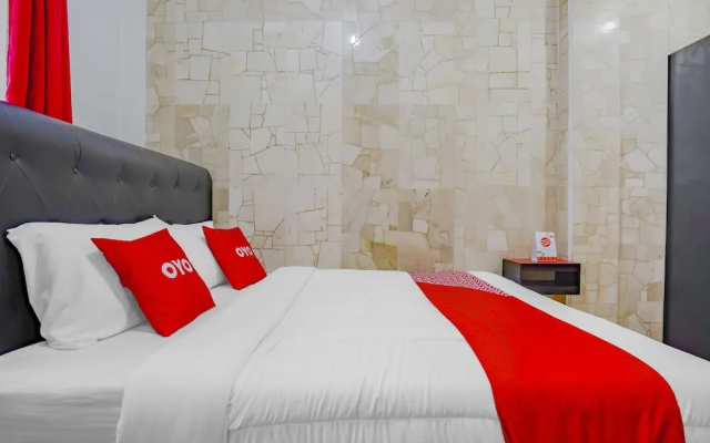 Merci Club by OYO Rooms