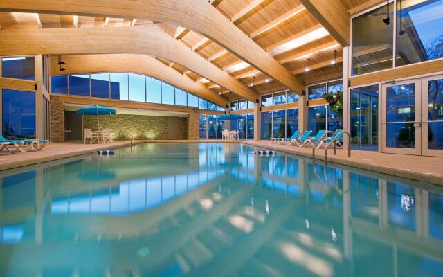 Crowne Plaza Lombard Downers Grove by IHG
