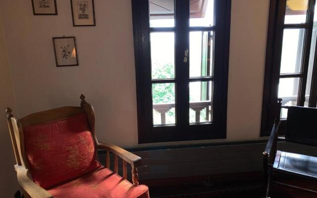 Palio Eleotrivio Guesthouse