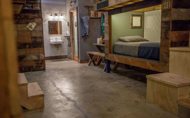 PodShare Los Feliz - Hostel