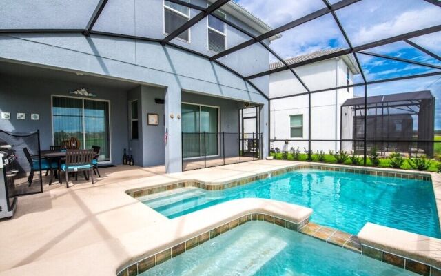 6 Bed 5 Ba Villa with Pool, Spa & Lake View