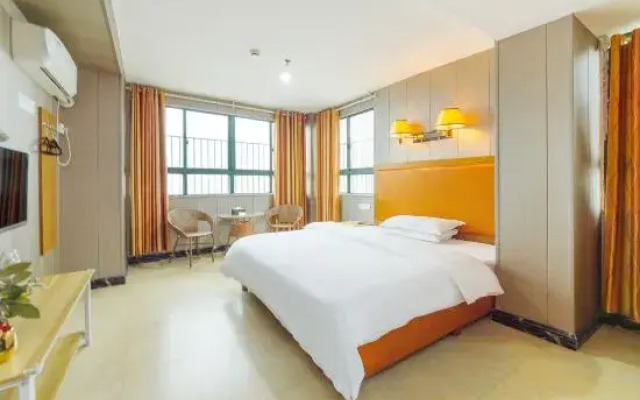 Afur Hotel Chain (Ningxiang East Railway Station)