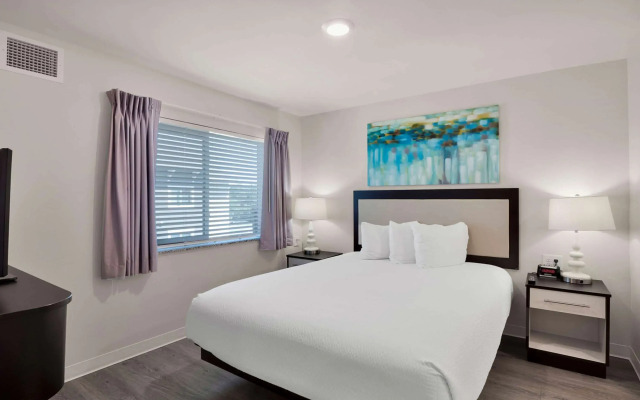 WaterWalk Extended Stay by Wyndham Charlotte - Arrowood