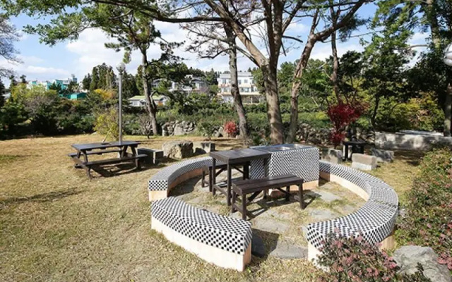 Jeju Cheonjaeyeon Recreation Pension