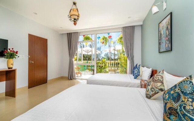 Golden Walls Homestay