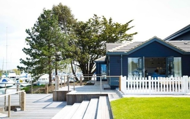 1 The Salterns, Chichester