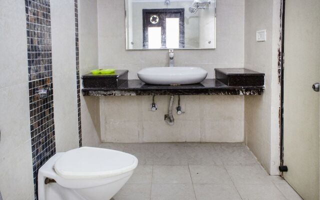 FabExpress Royal Residency I