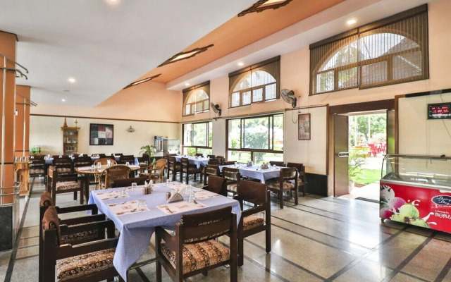 Holiday Palms by OYO Rooms