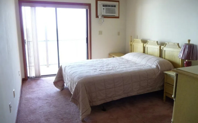 Shoals 7 - 2 Br Condo