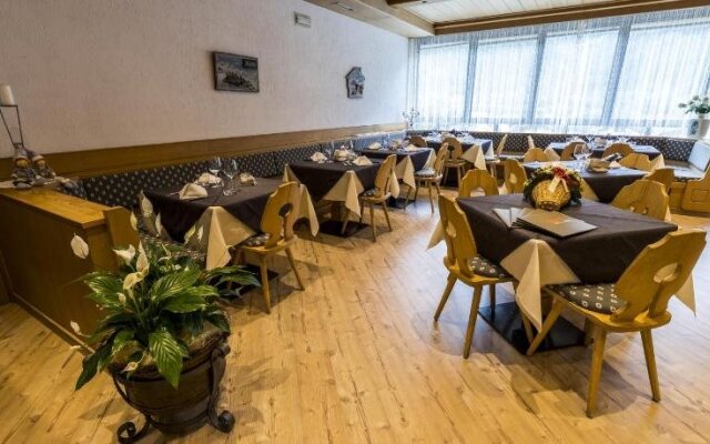 Garni Hotel Al Bivio