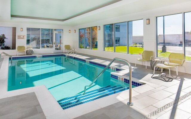 Hawthorn Suites by Wyndham Lowell