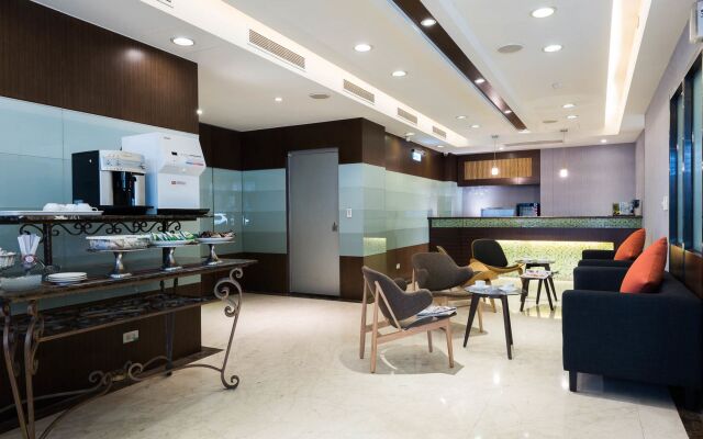 Shin Yuan Celeb Metro Hotel