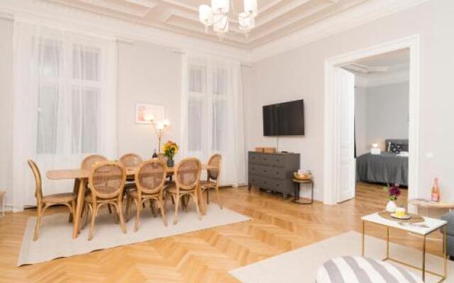 Palais Schottentor by welcome2vienna