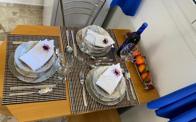 Patras Blue Suite