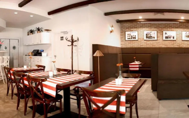 Apartamenty Mesa Grill Restaurant Cafe