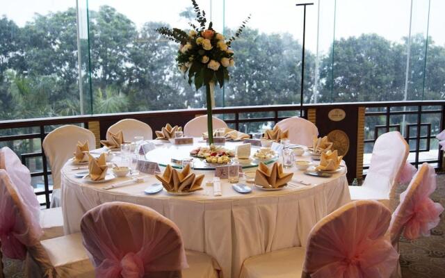 Harbour View Hotel & Resort