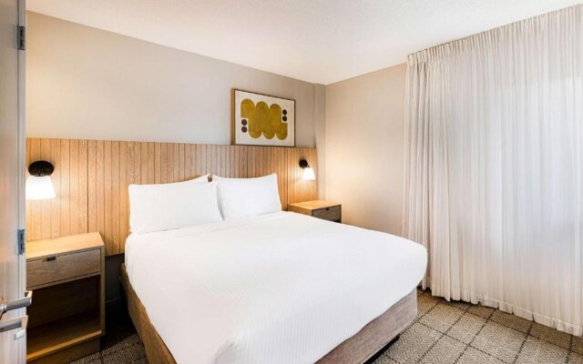 Sonesta Simply Suites Jersey City