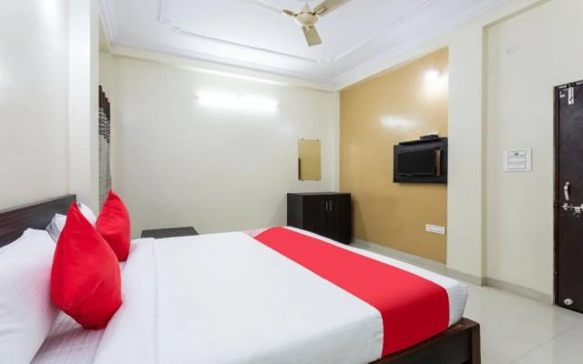 Rishabh Residency By OYO Rooms