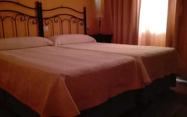 Hostal Rural Las Lomas