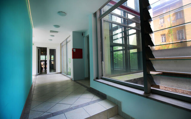 Oasis Apartments - Paulay Ede Street