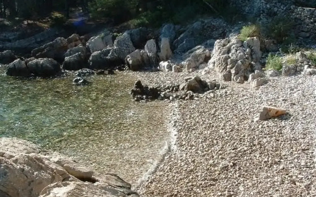 Emily - 50m From Beach - A4