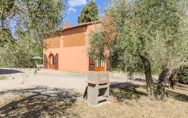 Countryside Holiday Home in Gambassi Terme With Garden
