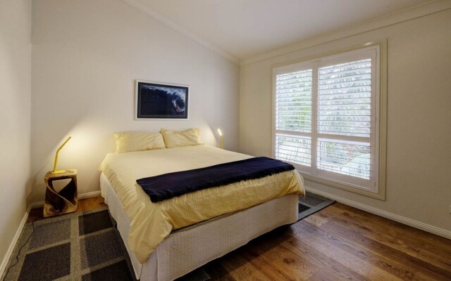 DREAMERS (4 Night Min)