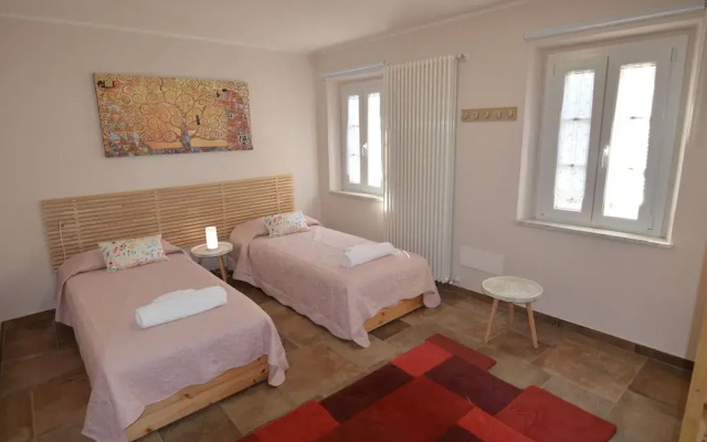 Casina di Andrea With Above Ground Pool, Capannori