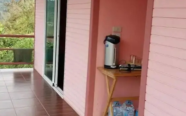 Tiw & Piw Talaymok at Khao Kho