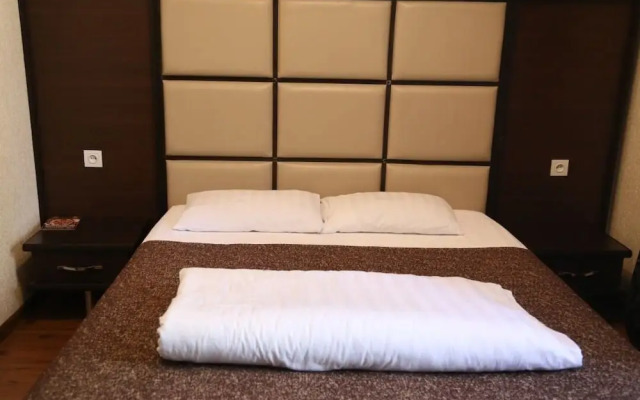 Elite Hotel