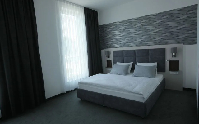 Hotel Starton am Ingolstadt Village