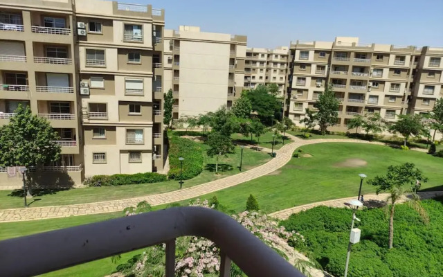 Amazing 2-bed Apartment in Cairo Madinty