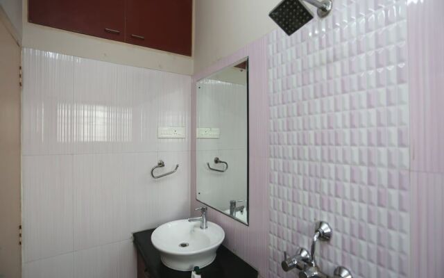 Oyo 19855 B S Guest House