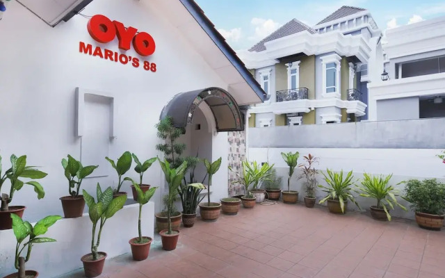 OYO 993 88 Mario's