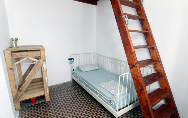 Manipa Hostel Eco-Friendly