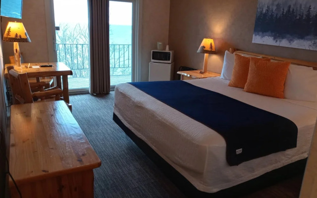 The Cliff Dweller on Lake Superior