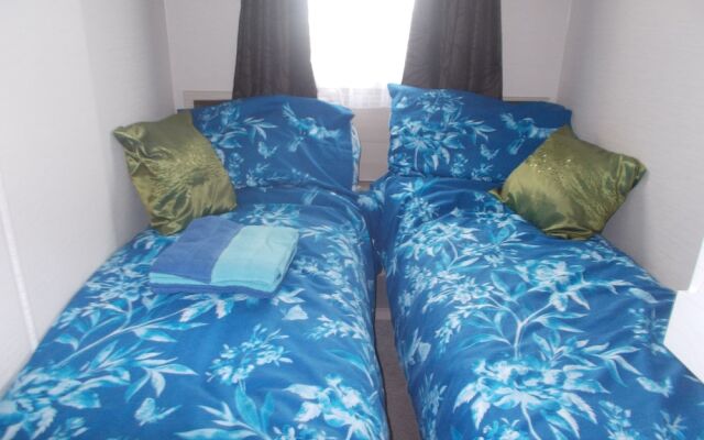 3-bed Cabin in Abergele Wales