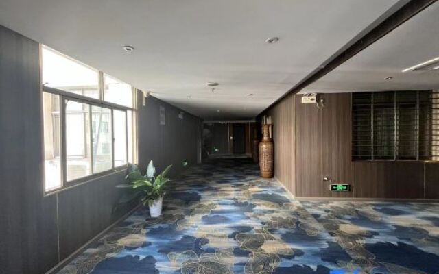 Yixuan Anlai Hotel (Macheng Plaza)