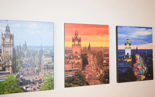 Modern 2 Bedroom Property in Central Edinburgh