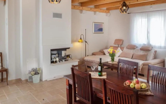 Holiday Home in Makarska with Garden