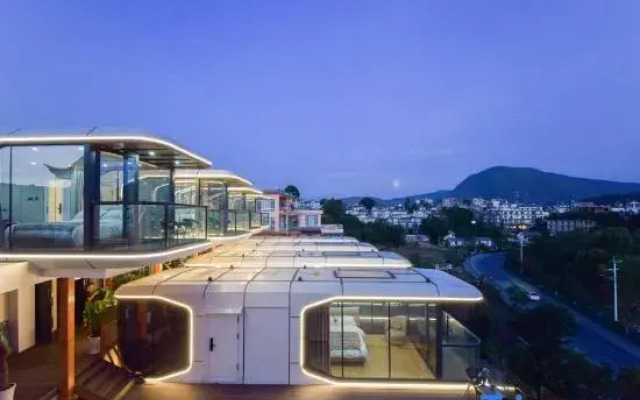 Sunset Cliff Panorama Hotel (Dali, Erhai)