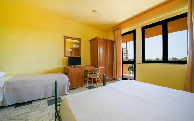 Marina del Marchese Resort