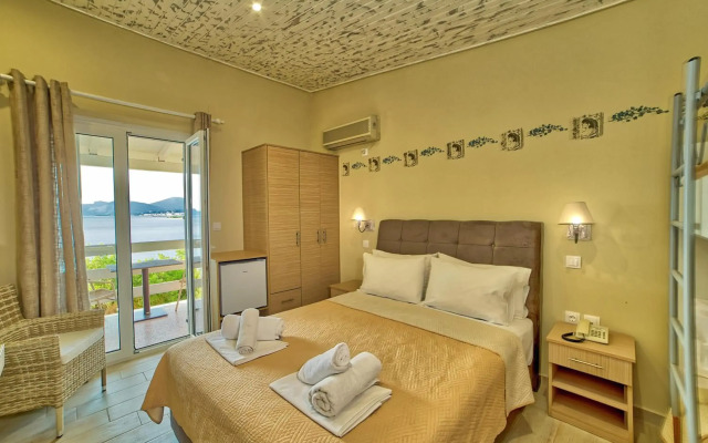 Venus Beach Bungalows Hotel
